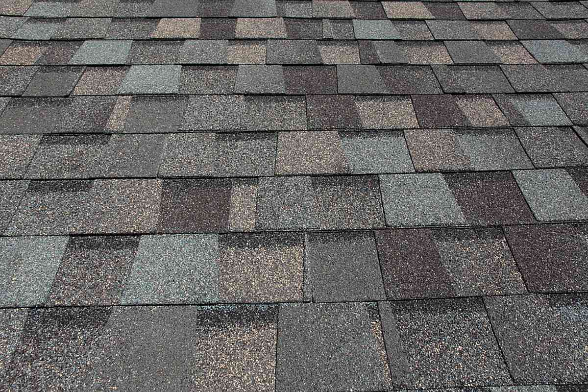Residential roofing services Parker Colorado - asphalt shingle and metal roofing installation by licensed general contractor